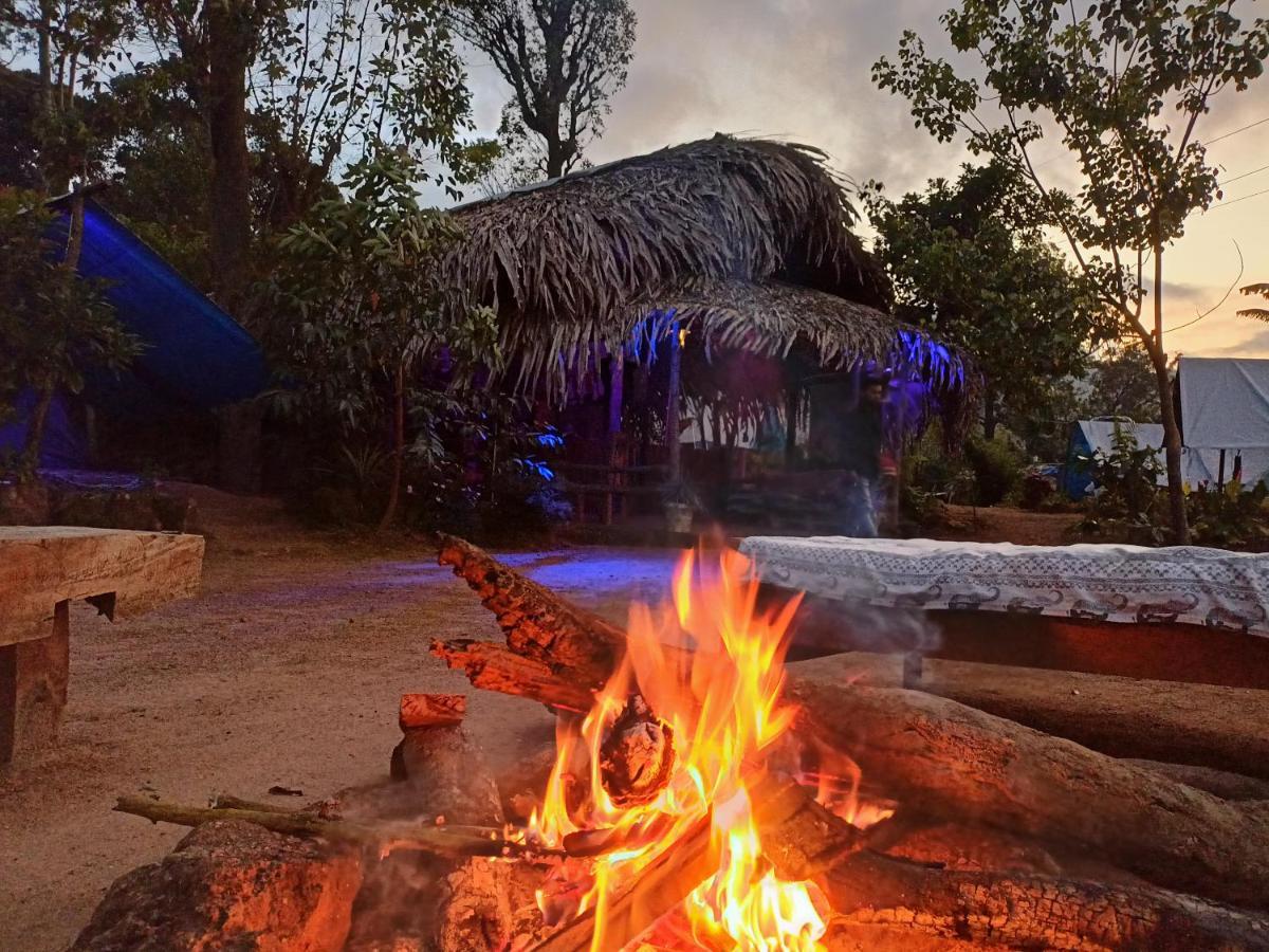Freedom Camp Ella Hotel ภายนอก รูปภาพ